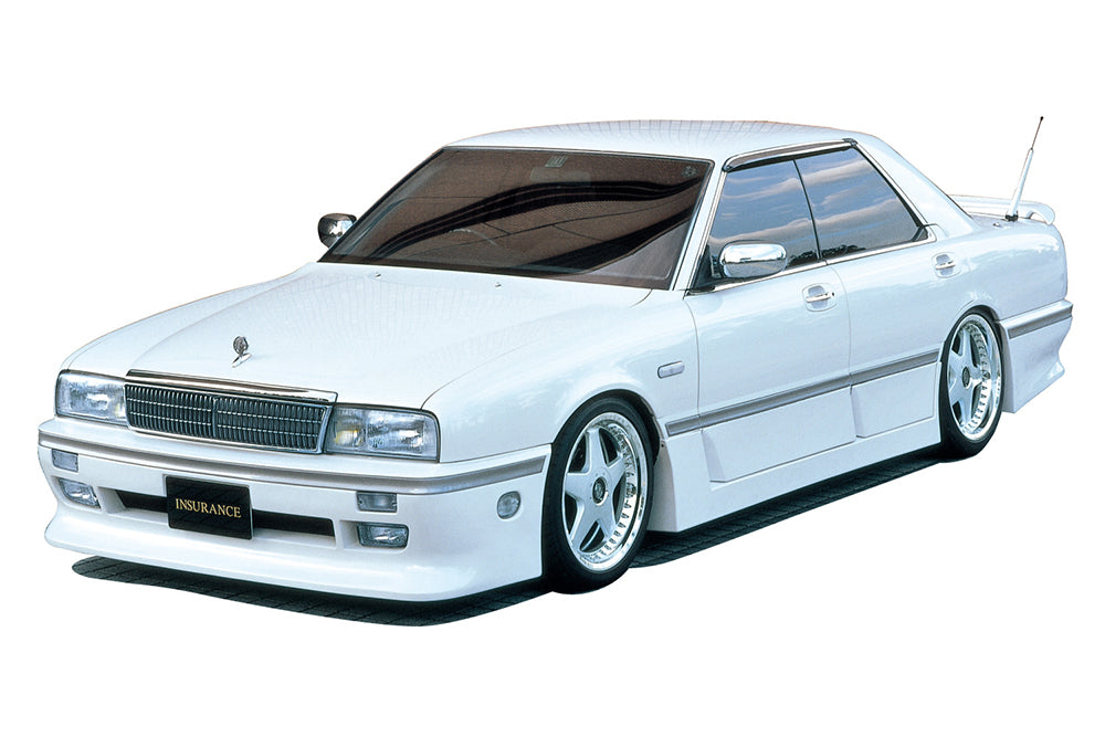 Aoshima 1/24 Nissan Cima Y31 1989 Model Kit - Japanese Car Plastic Model Super Anime Store