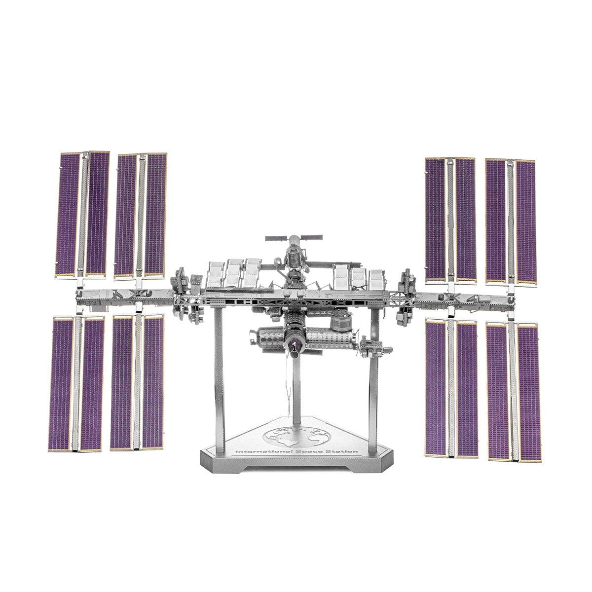 International Space Station Premium 3D Steel Model Kit Metal Earth