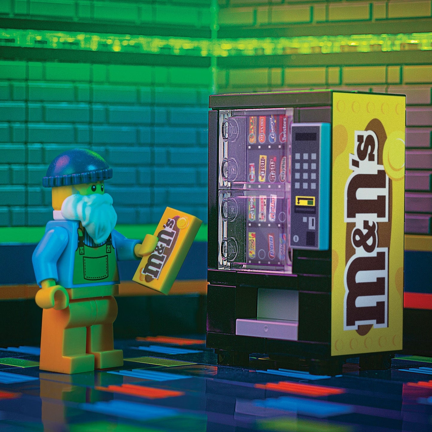 M&Ns (Peanut) Candy Vending Machine made using LEGO parts - B3 Customs B3 Customs
