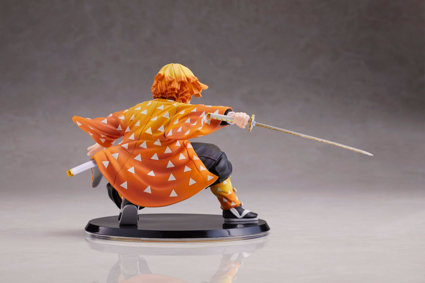 Demon Slayer Kimetsu no Yaiba: Zenitsu Agatsuma 1/8 Scale Figure by Aniplex Super Anime Store