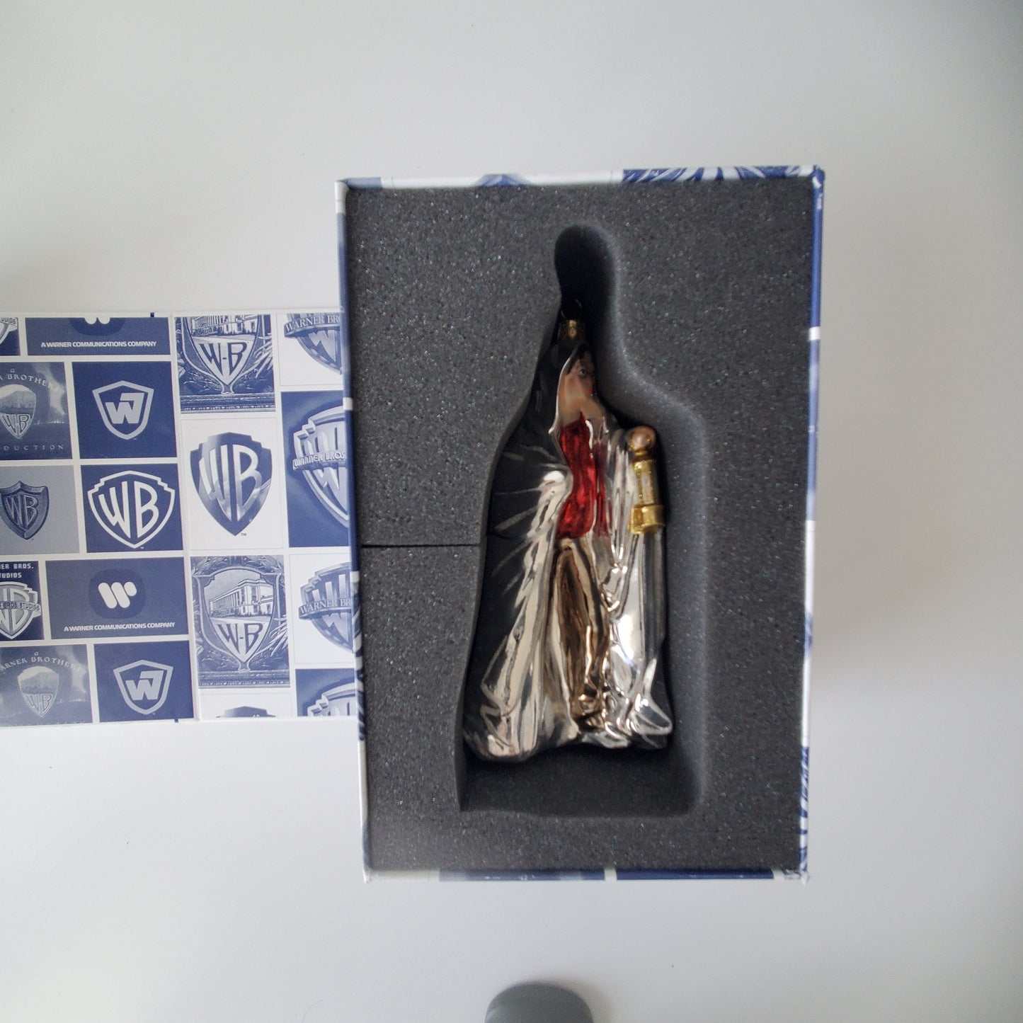 2023 Hallmark Harry Potter Cloak Warner Brothers 100th Anniversary Jeff's Diecast & Collectibles