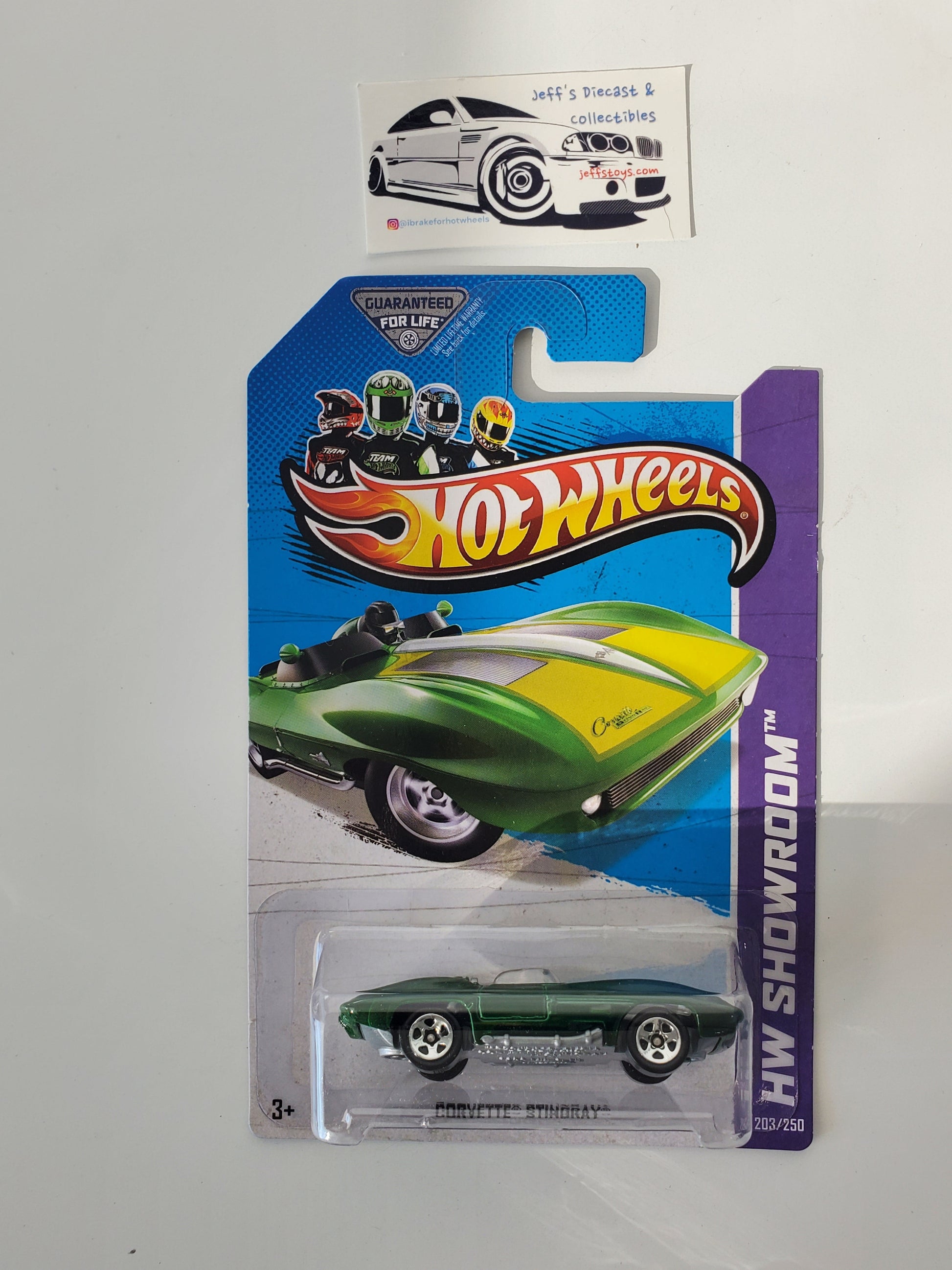 2013 Hot Wheels Corvette Stingray #203 Green Jeff's Diecast & Collectibles