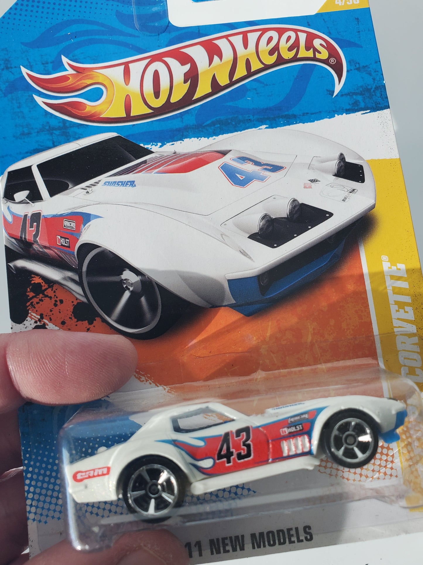 2011 Hot Wheels '69 Copo Corvette #4 White Jeff's Diecast & Collectibles