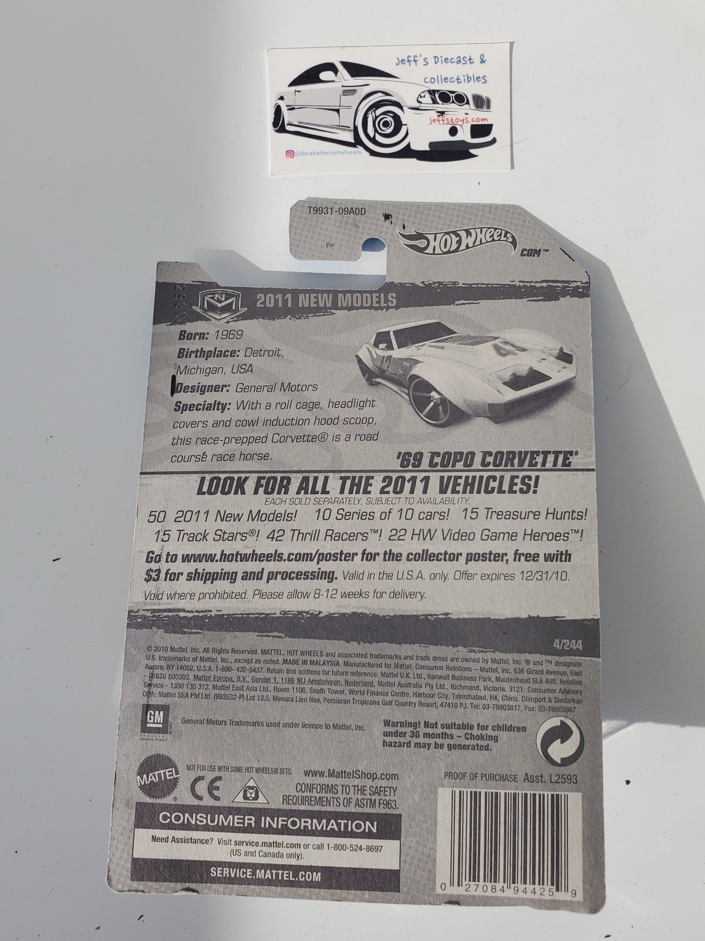 2011 Hot Wheels '69 Copo Corvette #4 White Jeff's Diecast & Collectibles