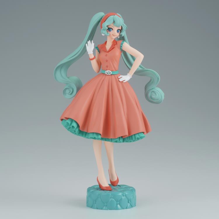Vocaloid World Journey Vol.1 Hatsune Miku Figure Super Anime Store