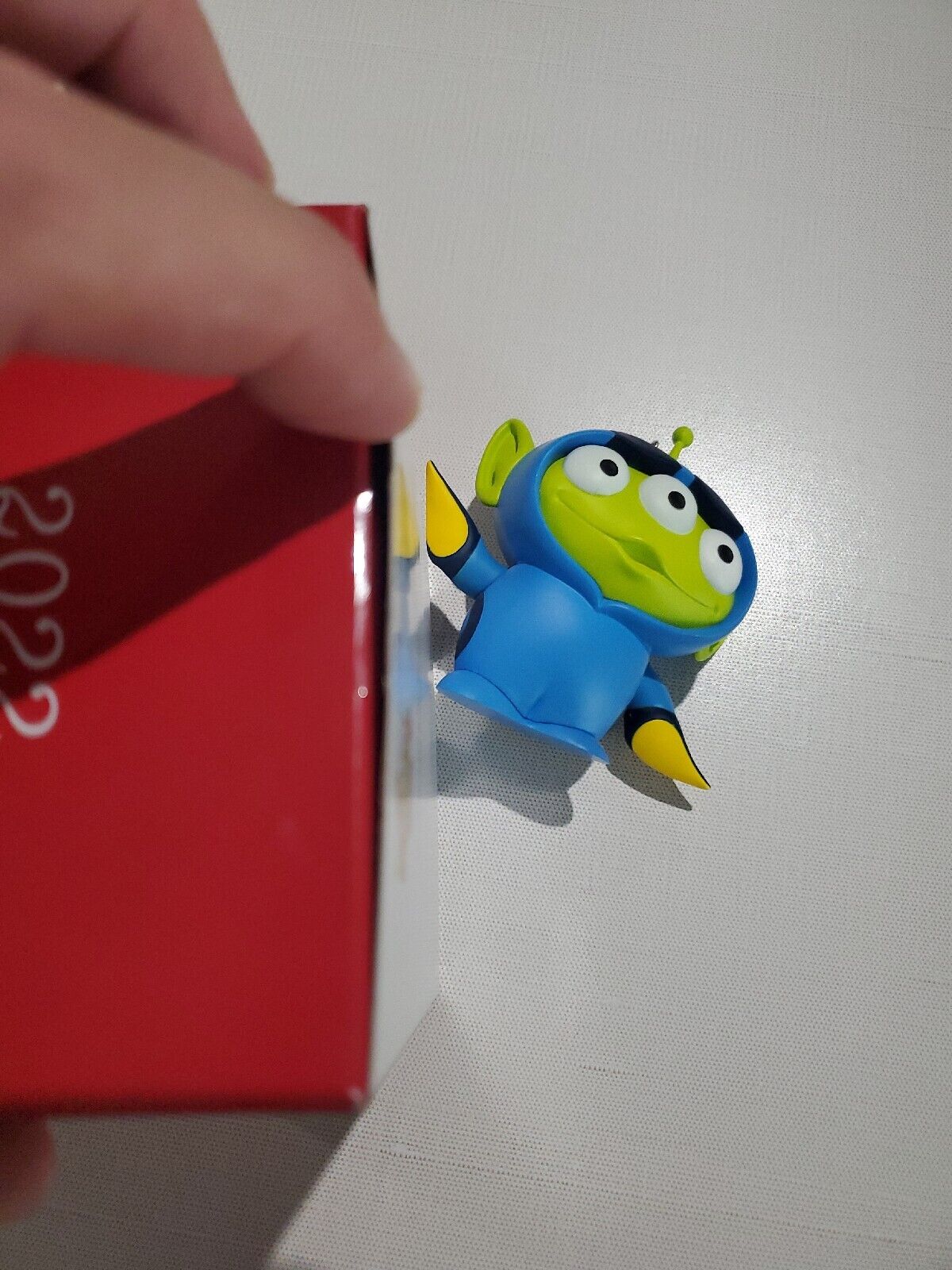 2022 Hallmark Keepsake Finding Nemo Toy Story Alien Remix Blue Repaint Rare! Jeff's Diecast & Collectibles