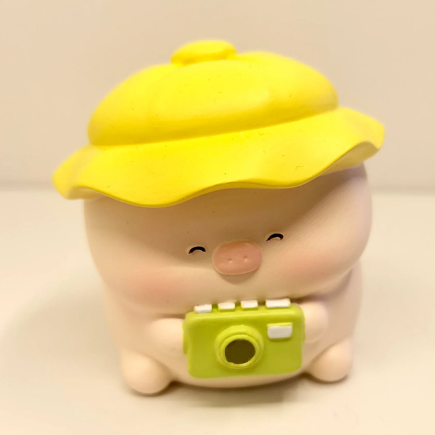 TOURIST PIGGY FIGURINE BLIND BOX (1 Blind Box) Super Anime Store
