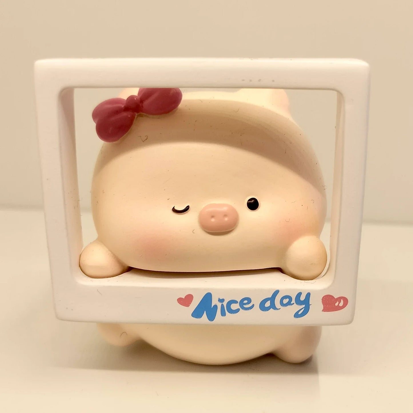 TOURIST PIGGY FIGURINE BLIND BOX (1 Blind Box) Super Anime Store