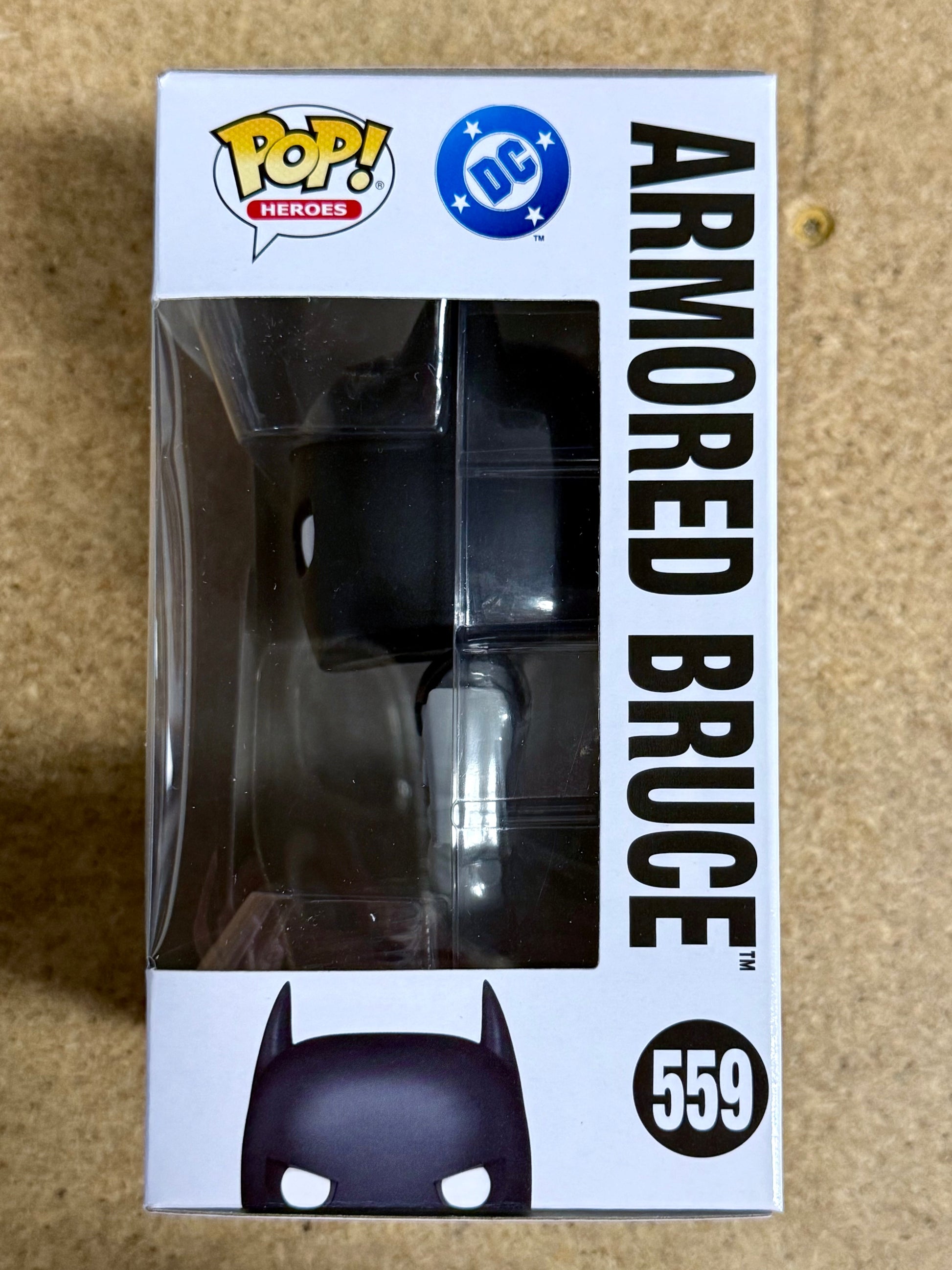 Funko Pop! DC Heroes Armored Bruce Wayne #559 Batman Beyond 2025 Mustang Comics