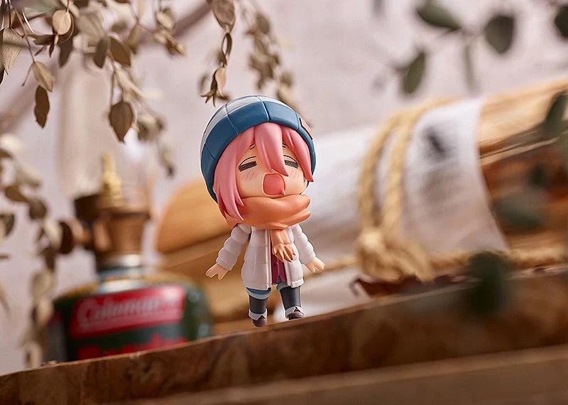 Laid-Back Camp Nendoroid 1623- DX Nadeshiko Kagamihara: Solo Camp Ver. DX Edition Figure Super Anime Store