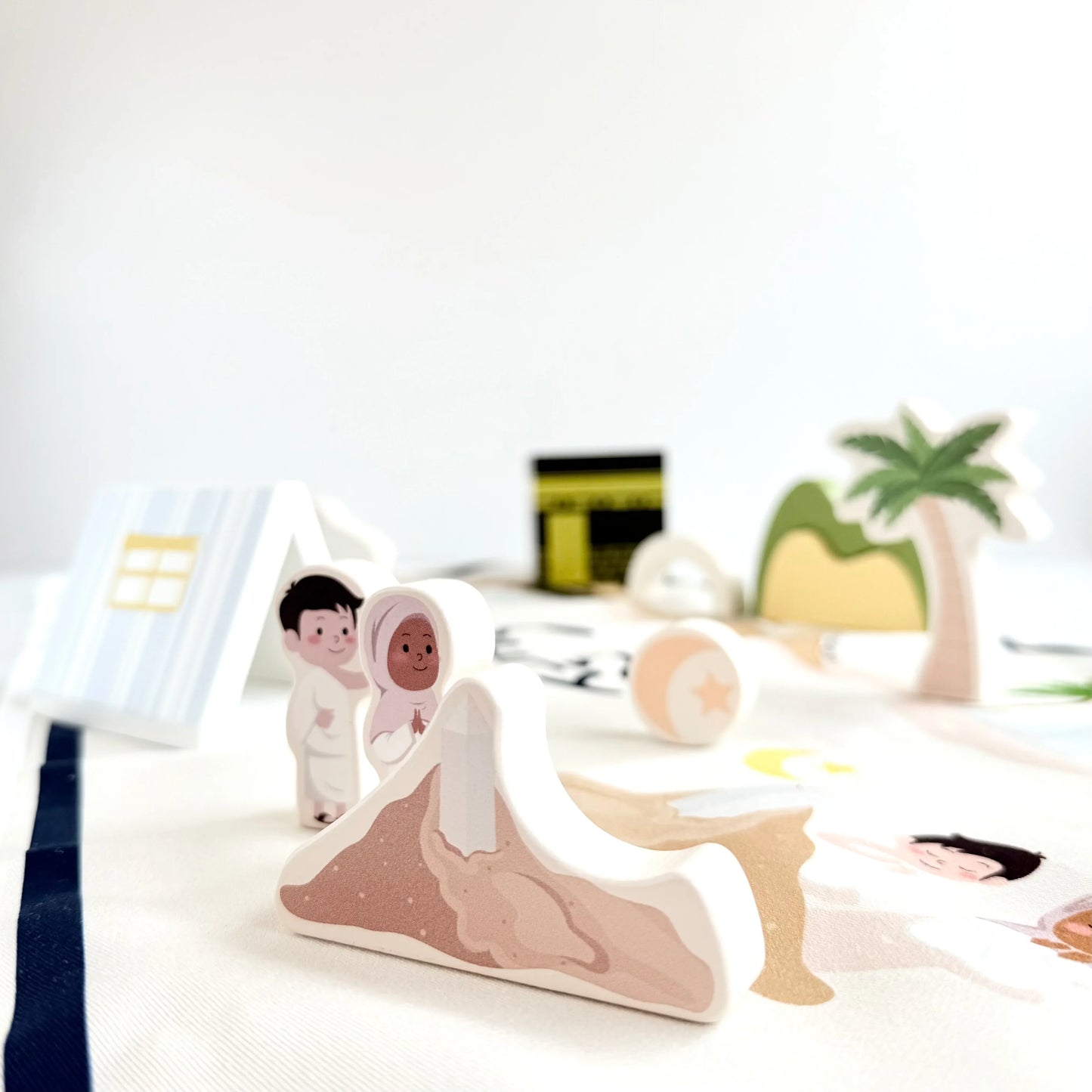 Hajj Rites Blocks & Play Mat - Puzzle Planet: Educational Muslim & Islamic Toy for Kids to Learn Hajj Rituals