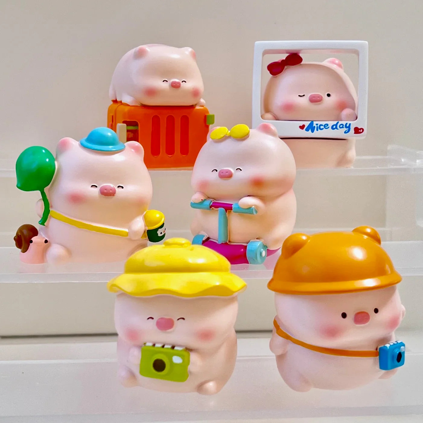 TOURIST PIGGY FIGURINE BLIND BOX (1 Blind Box) Super Anime Store