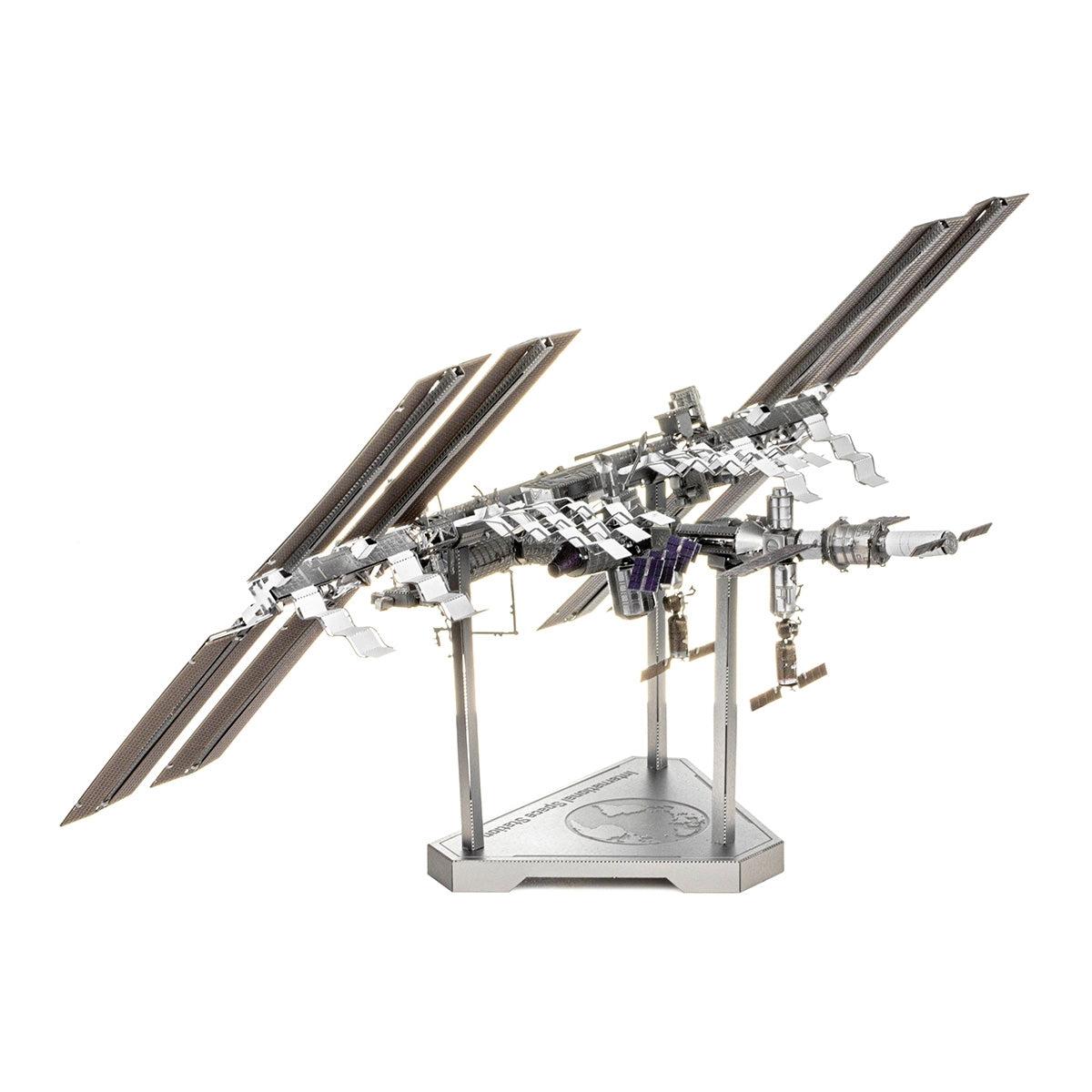 International Space Station Premium 3D Steel Model Kit Metal Earth