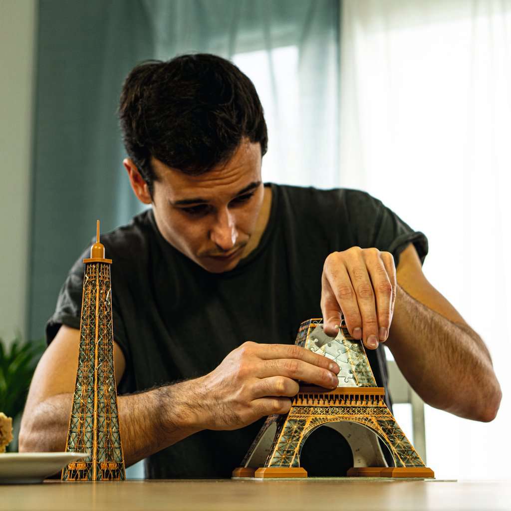 Light-Up Eiffel Tower 226 Piece 3D Jigsaw Puzzle Ravensburger