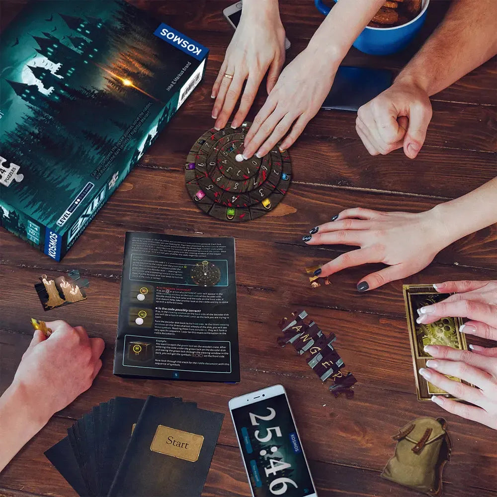 Nightfall Manor with Jigsaw Puzzles - Exit the Escape Room Game - Kosmos