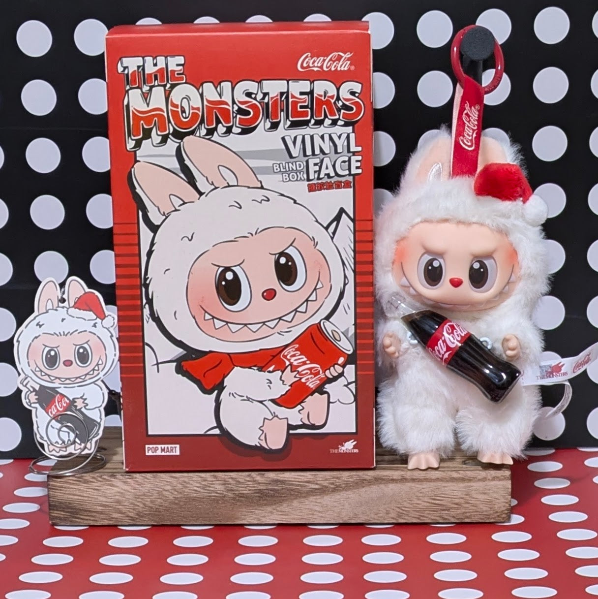 [In Stock] POPMART Labubu COCA-COLA SERIES-Vinyl Face Surprise Shake w Coca-Cola Bottle Ralphie's Funhouse