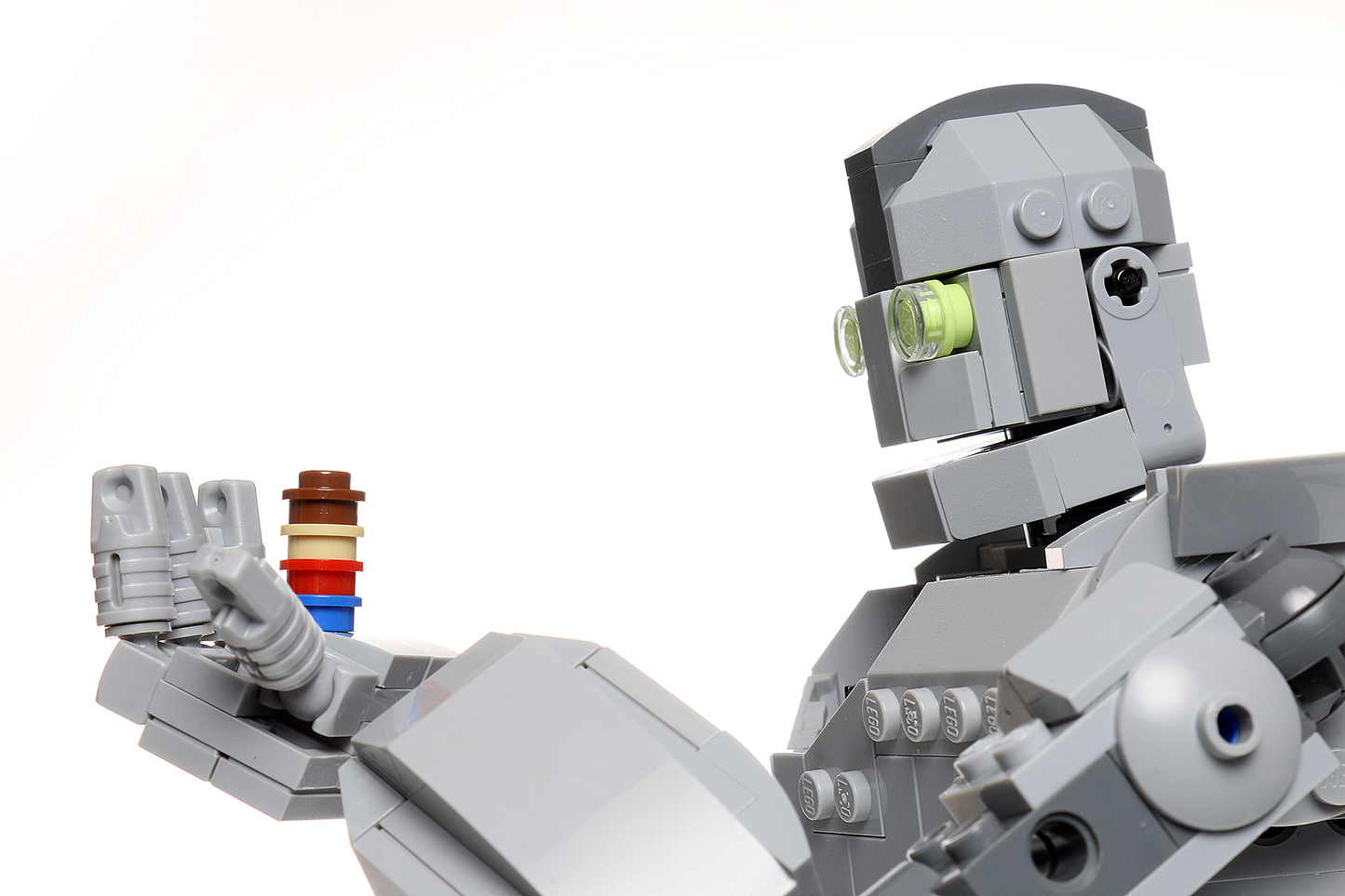 Iron Giant - Custom MOC made using LEGO parts B3 Customs