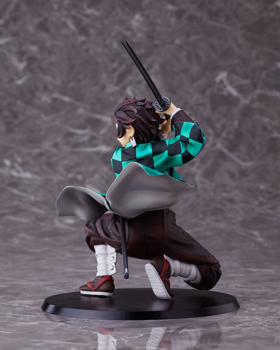 Demon Slayer Tanjiro Kamado 1/8 Scale Figure Standard Ver - Aniplex Official Super Anime Store