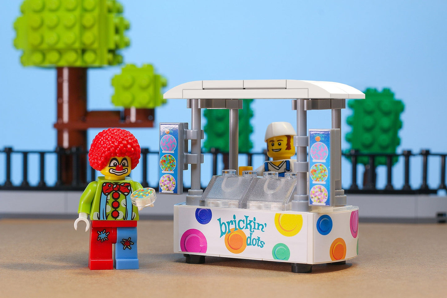 Brickin' Dots Ice Cream Food Stand made using LEGO parts - B3 Customs B3 Customs