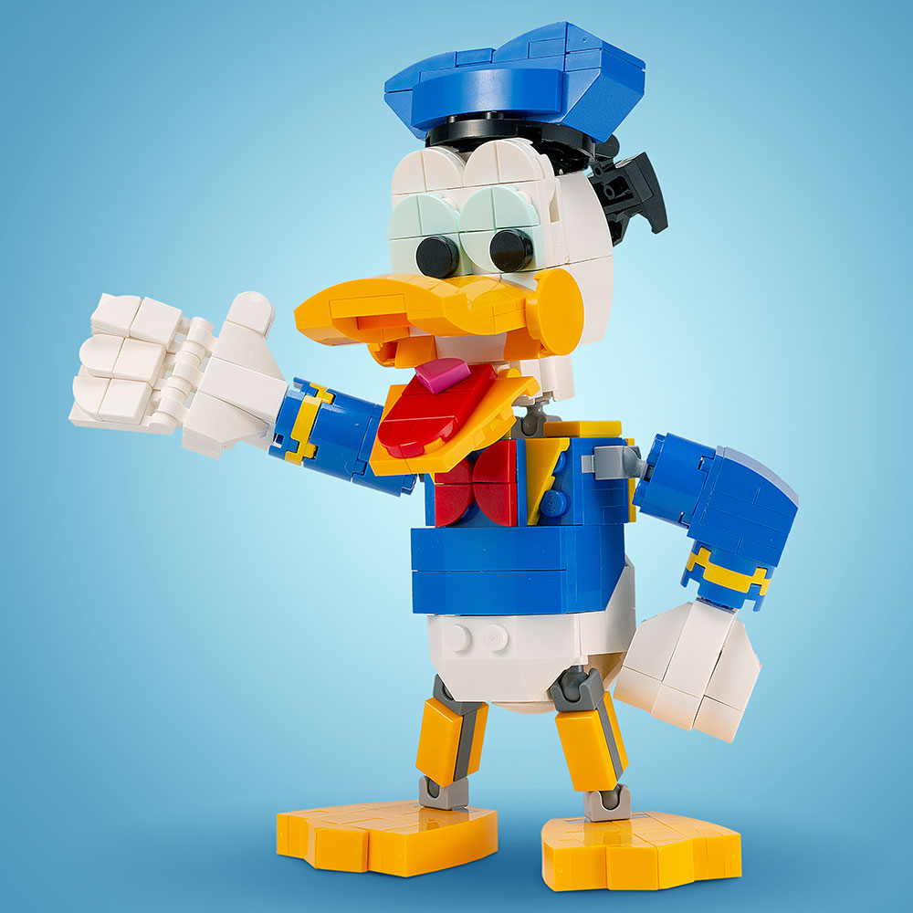 Donald - Custom MOC made using LEGO parts B3 Customs